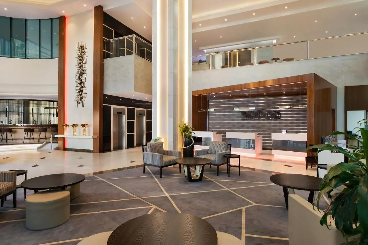 Ramada By Wyndham Dubai Barsha Heights Otel