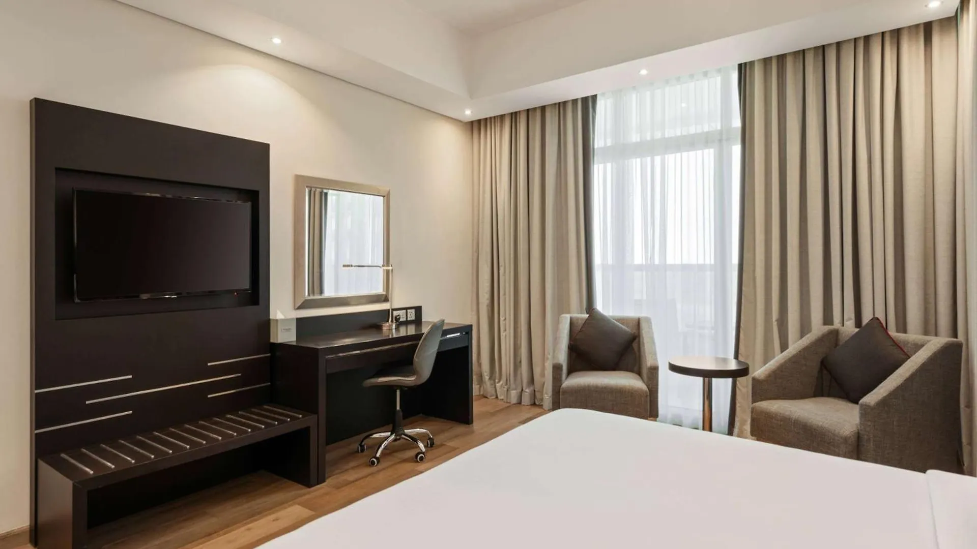 Ramada By Wyndham Dubai Barsha Heights Hotel