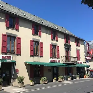 https://aux-globe-trotters.hotels-rhonealpes.com